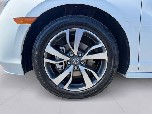 Used 2024 Honda Odyssey Touring image 9