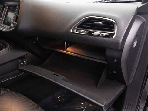 Used 2015 Dodge Challenger SRT Hellcat image 41