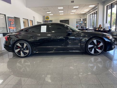 Used 2025 Audi S e-tron GT Premium Plus w/ 21" Wheel Package AWD/4WD image 6