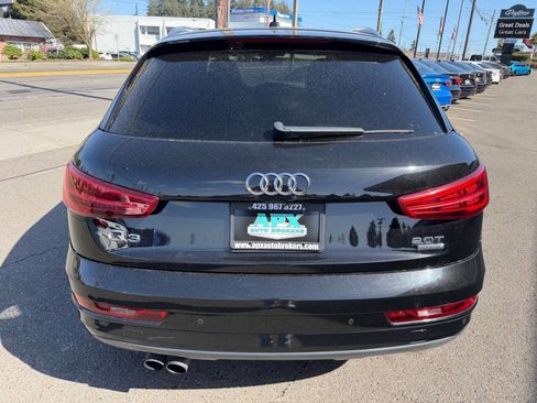 Used 2018 Audi Q3 2.0T Premium Plus w/ Premium Plus Package AWD/4WD image 5