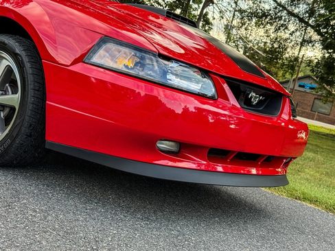 Used 2004 Ford Mustang Mach 1 RWD image 28
