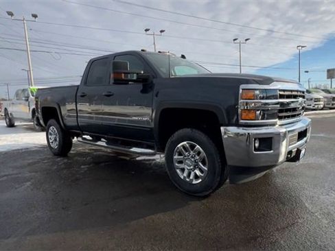 Used 2018 Chevrolet Silverado 2500 LT w/ All Star Edition image 2