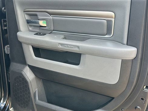 Used 2017 RAM 1500 Big Horn image 16