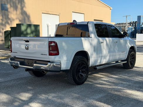 Used 2019 RAM 1500 Laramie AWD/4WD image 5