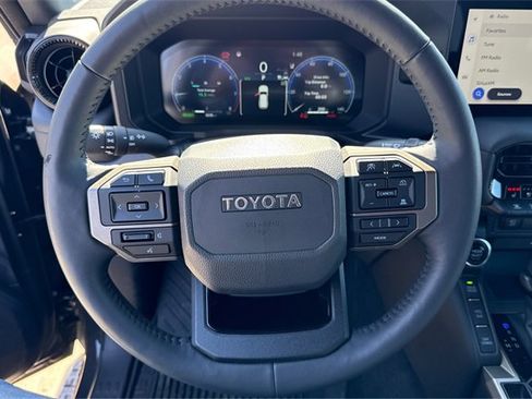 Used 2024 Toyota Land Cruiser image 17