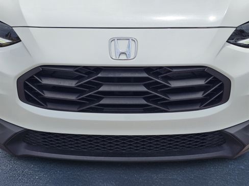 Used 2023 Honda HR-V Sport image 5