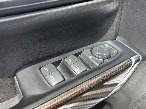 Used 2019 Chevrolet Silverado 1500 LT w/ All-Star Edition AWD/4WD image 14