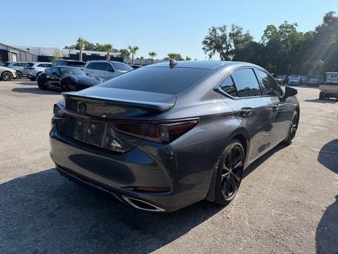 Used 2023 Lexus ES 350 F Sport w/ Accessory Package (Z2) FWD image 4