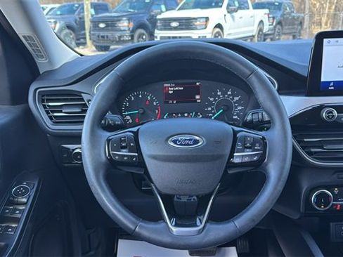 Used 2022 Ford Escape SEL image 14