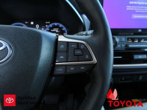 Certified 2025 Toyota Grand Highlander AWD Hybrid image 41
