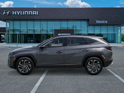 New 2026 Hyundai Tucson Limited AWD/4WD image 3