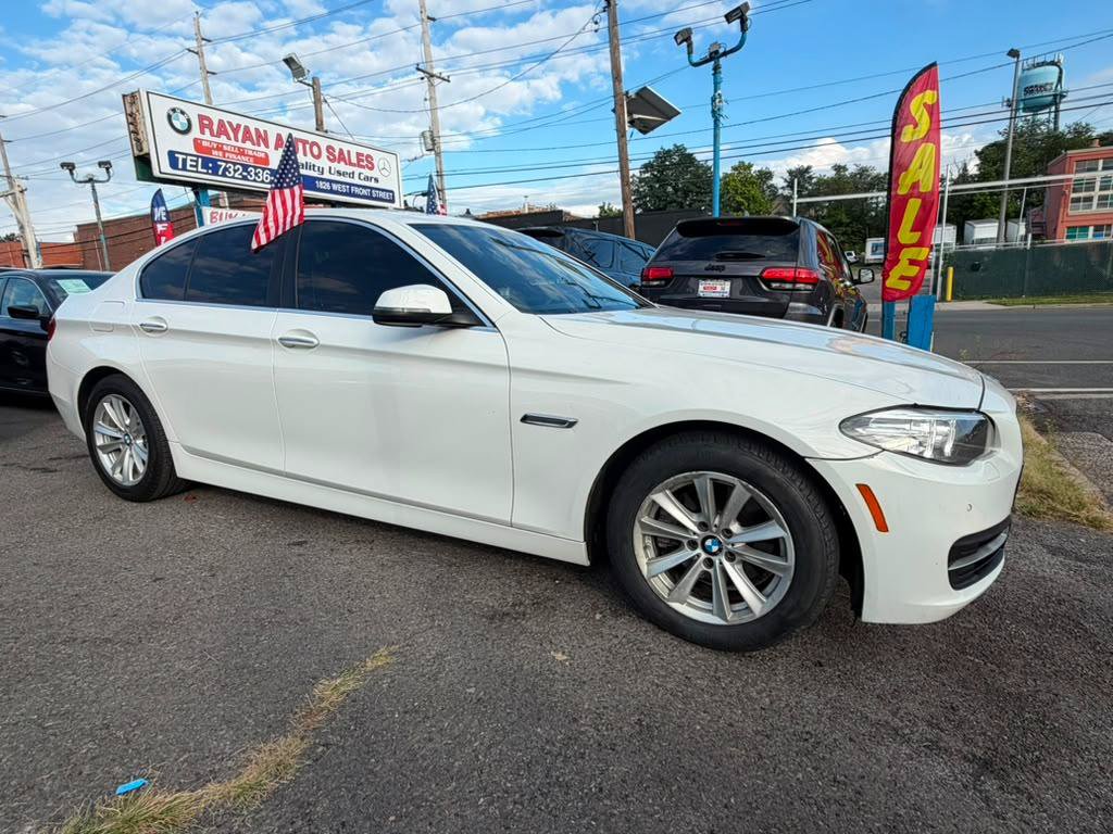 Used 2014 BMW 528i xDrive Sedan AWD/4WD image 3