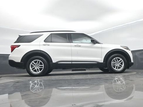 Certified 2025 Ford Explorer Active AWD/4WD image 54