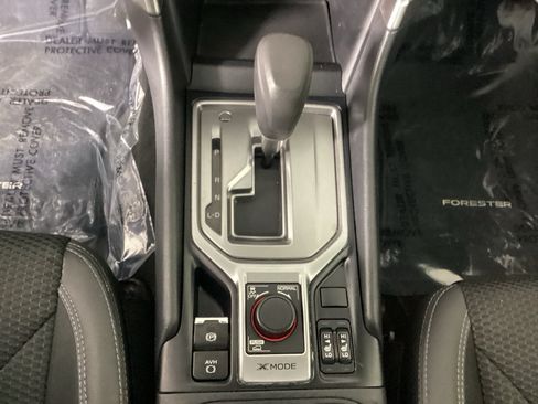 Used 2019 Subaru Forester Premium AWD/4WD image 26