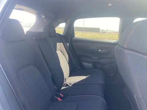 Used 2024 Honda HR-V Sport image 8
