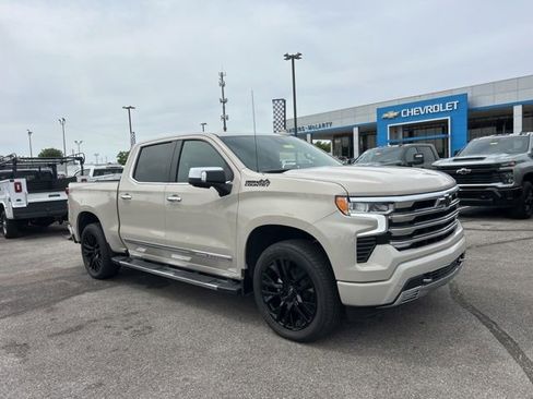 New 2026 Chevrolet Silverado 1500 High Country w/ High Country Premium Package AWD/4WD image 1