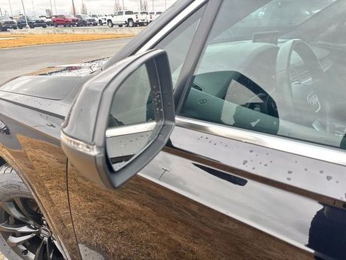 Used 2018 Audi Q7 3.0T Premium Plus image 30