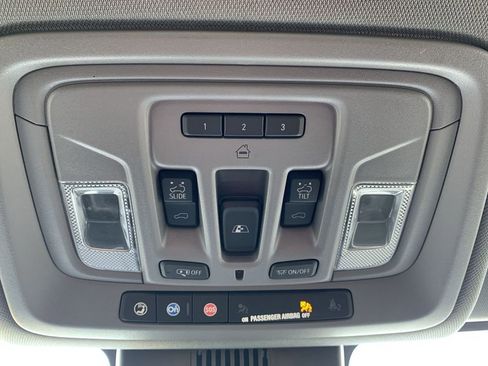 Used 2022 Chevrolet Silverado 1500 RST image 30