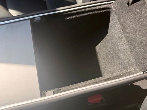 Used 2023 Tesla Model Y Long Range image 22