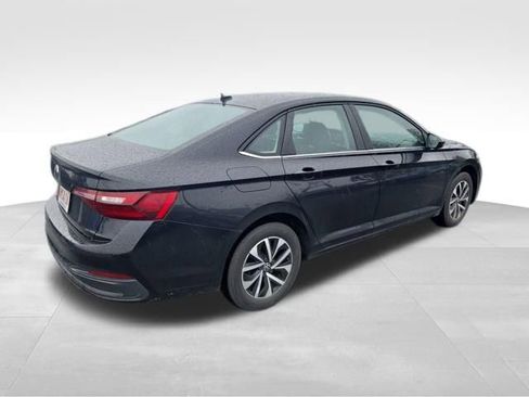 Used 2024 Volkswagen Jetta S image 7