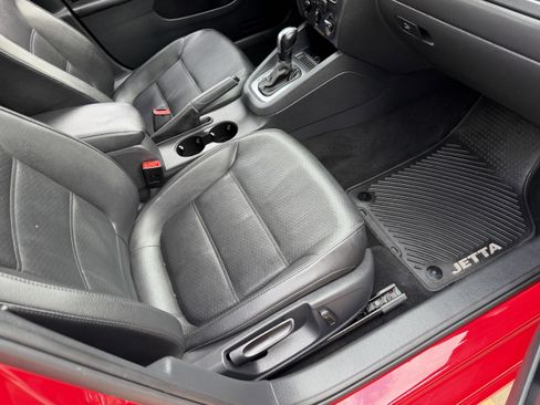 Used 2014 Volkswagen Jetta SE image 11