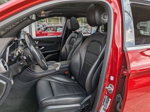 Used 2021 Mercedes-Benz GLC 300 GLC 300 image 24
