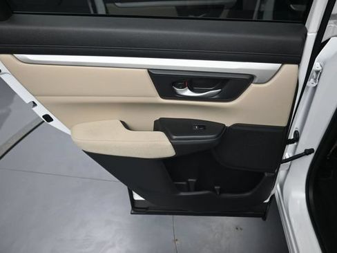 Used 2020 Honda CR-V LX image 23
