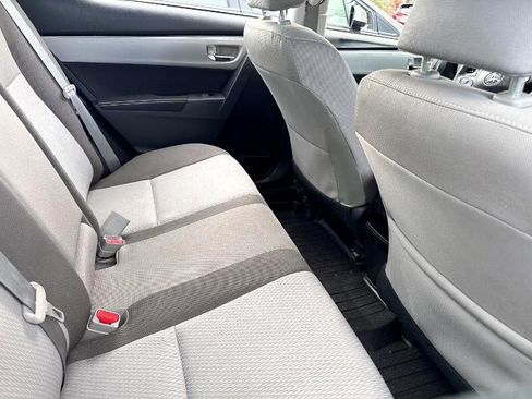 Used 2019 Toyota Corolla LE image 7