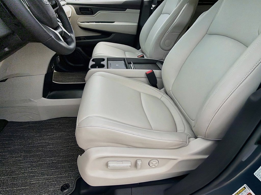 New 2027 Honda Odyssey EX-L image 14