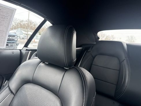 Used 2025 Ford Mustang Premium image 36