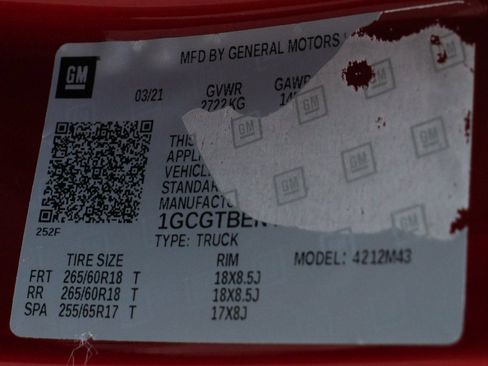 Used 2021 Chevrolet Colorado W/T w/ Custom Special Edition image 45