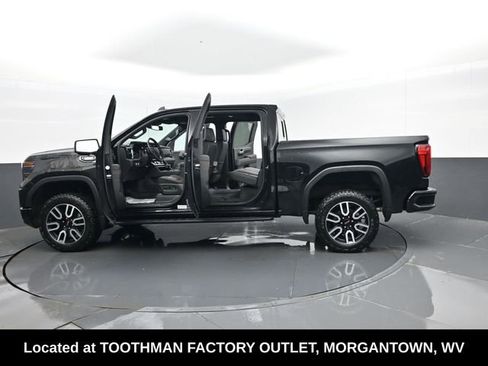 Used 2025 GMC Sierra 1500 AT4 w/ AT4 Preferred Package AWD/4WD image 35