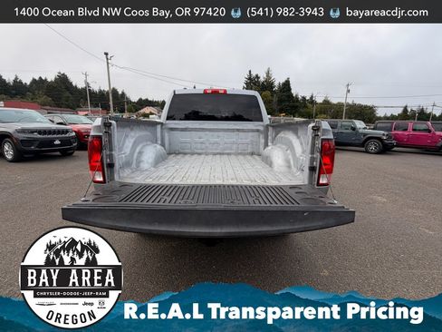 Used 2021 RAM 1500 Classic SLT AWD/4WD image 25