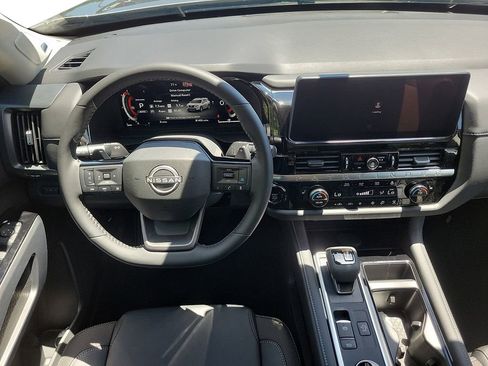 New 2026 Nissan Pathfinder SL w/ SL Premium Package AWD/4WD image 12
