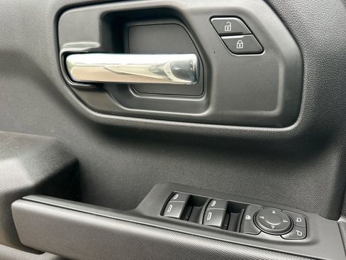 New 2026 GMC Sierra 1500 Pro image 9