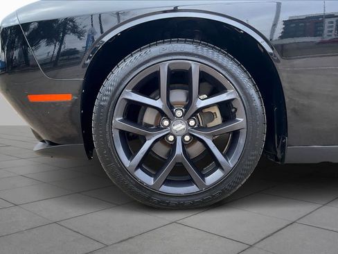 Used 2021 Dodge Challenger SXT w/ Blacktop Package image 8