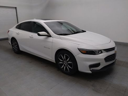Used 2018 Chevrolet Malibu LT w/ Leather Package image 11