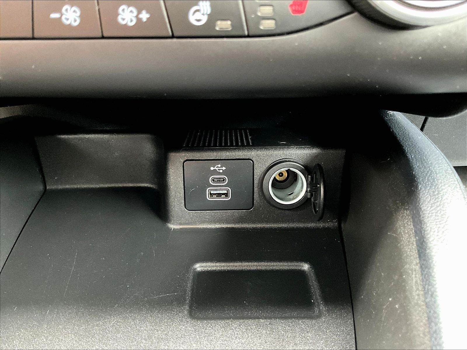 Used 2024 Ford Escape Active AWD/4WD image 19