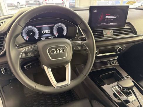 Used 2025 Audi Q5 2.0T Premium Plus w/ Premium Plus Package AWD/4WD image 22