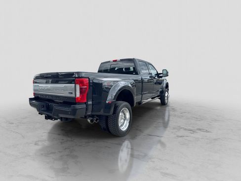 Certified 2019 Ford F450 4x4 Crew Cab Super Duty image 8