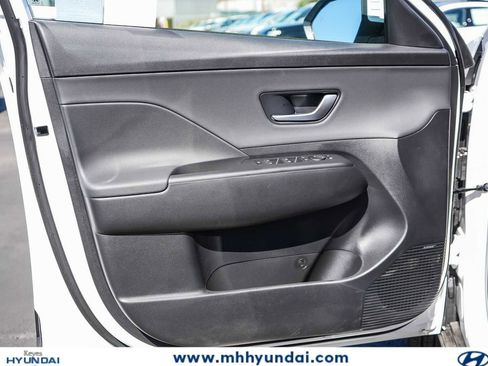 New 2026 Hyundai Kona Limited FWD image 23