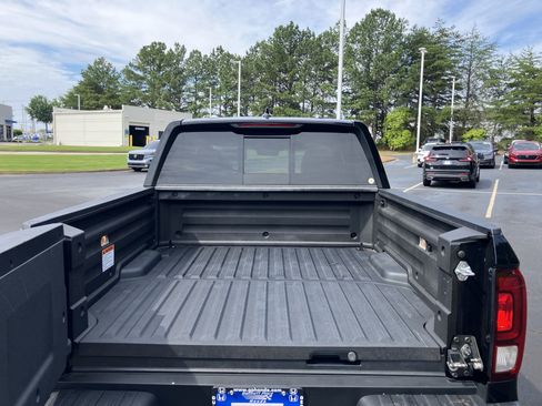 Certified 2025 Honda Ridgeline RTL image 34