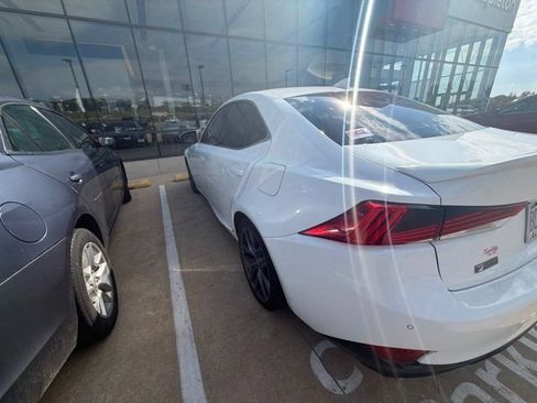 Used 2019 Lexus IS 300 F Sport w/ F Sport Package AWD/4WD image 4