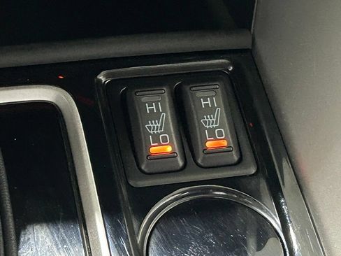 Used 2022 Mitsubishi Eclipse Cross SE FWD image 26