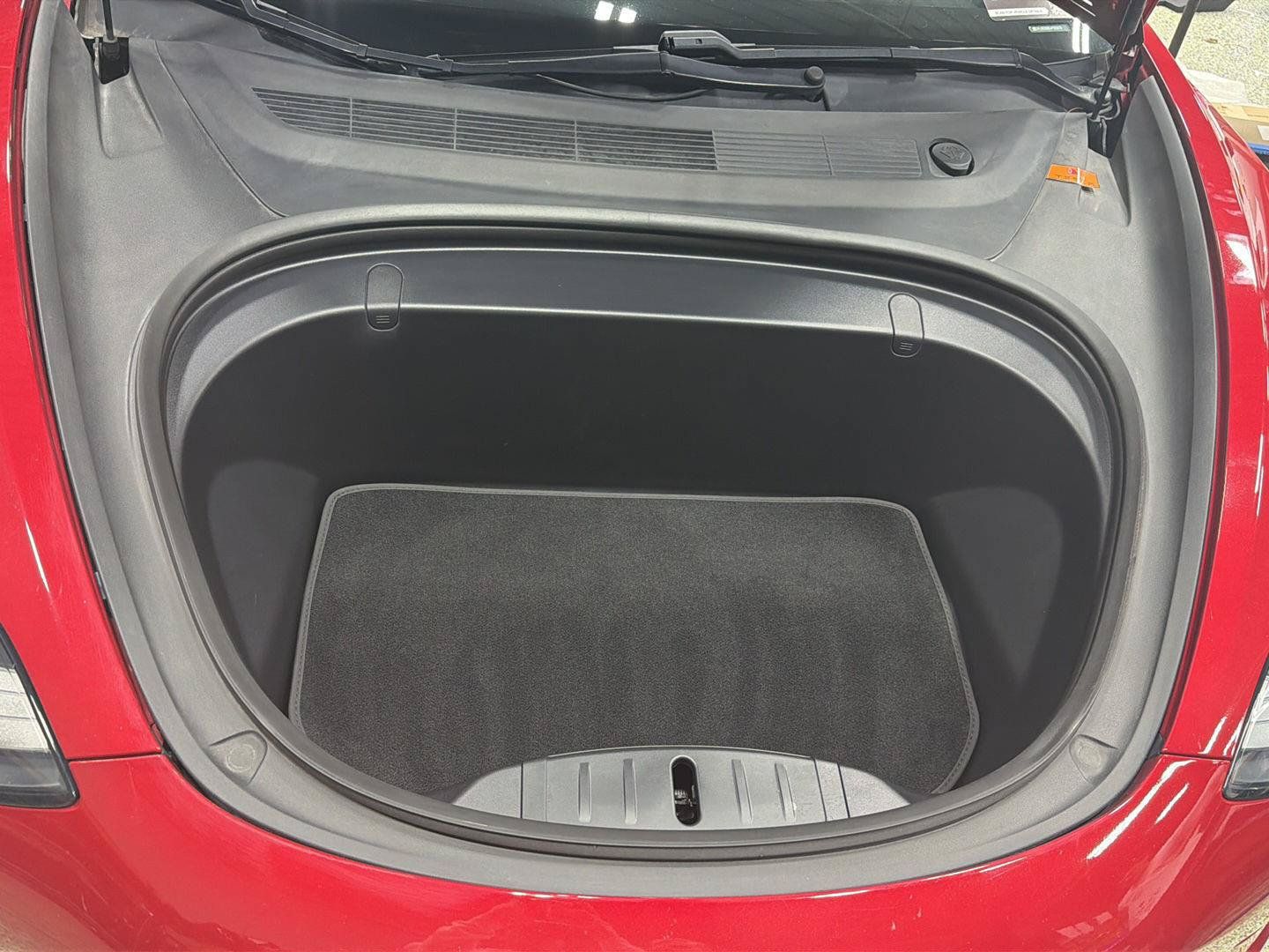 Used 2018 Tesla Model 3 Long Range AWD/4WD image 18