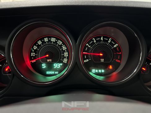 Used 2009 Dodge Challenger SRT8 w/ SRT Option Group II RWD image 26