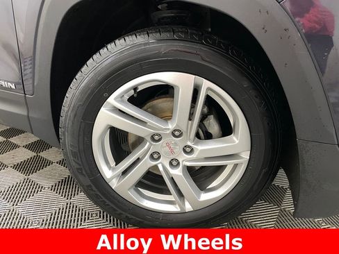 Used 2018 GMC Terrain SLE w/ Driver Convenience Package image 49