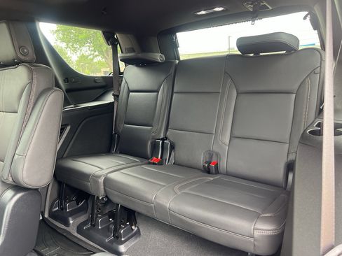 Used 2025 Chevrolet Tahoe High Country w/ Sun And Tow Package AWD/4WD image 21