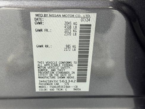 Used 2025 Nissan Leaf S image 35