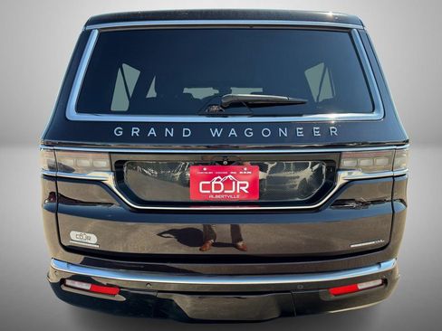 Used 2023 Jeep Grand Wagoneer L Series II AWD/4WD image 7
